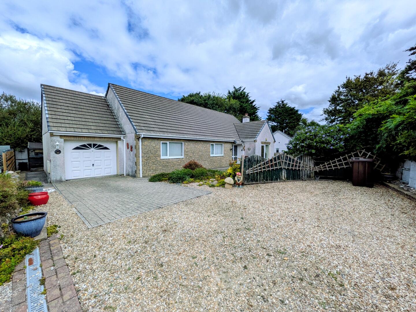 Pascoe Close, Threemilestone, Truro